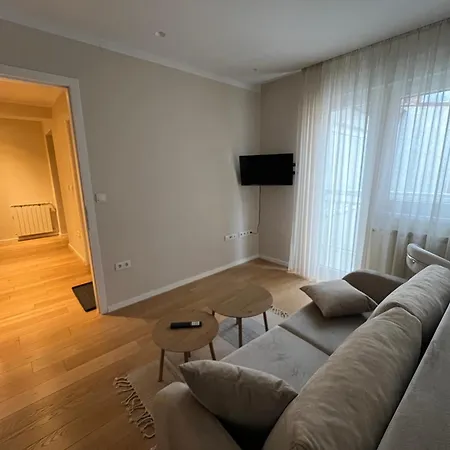 Appartement Sanja *