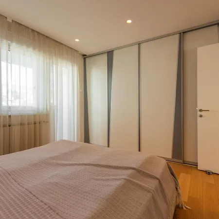 Appartement Sanja *