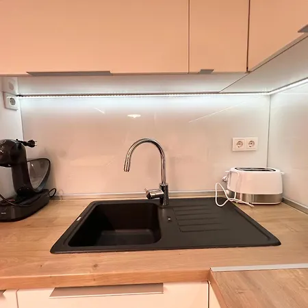 Sanja Appartement *